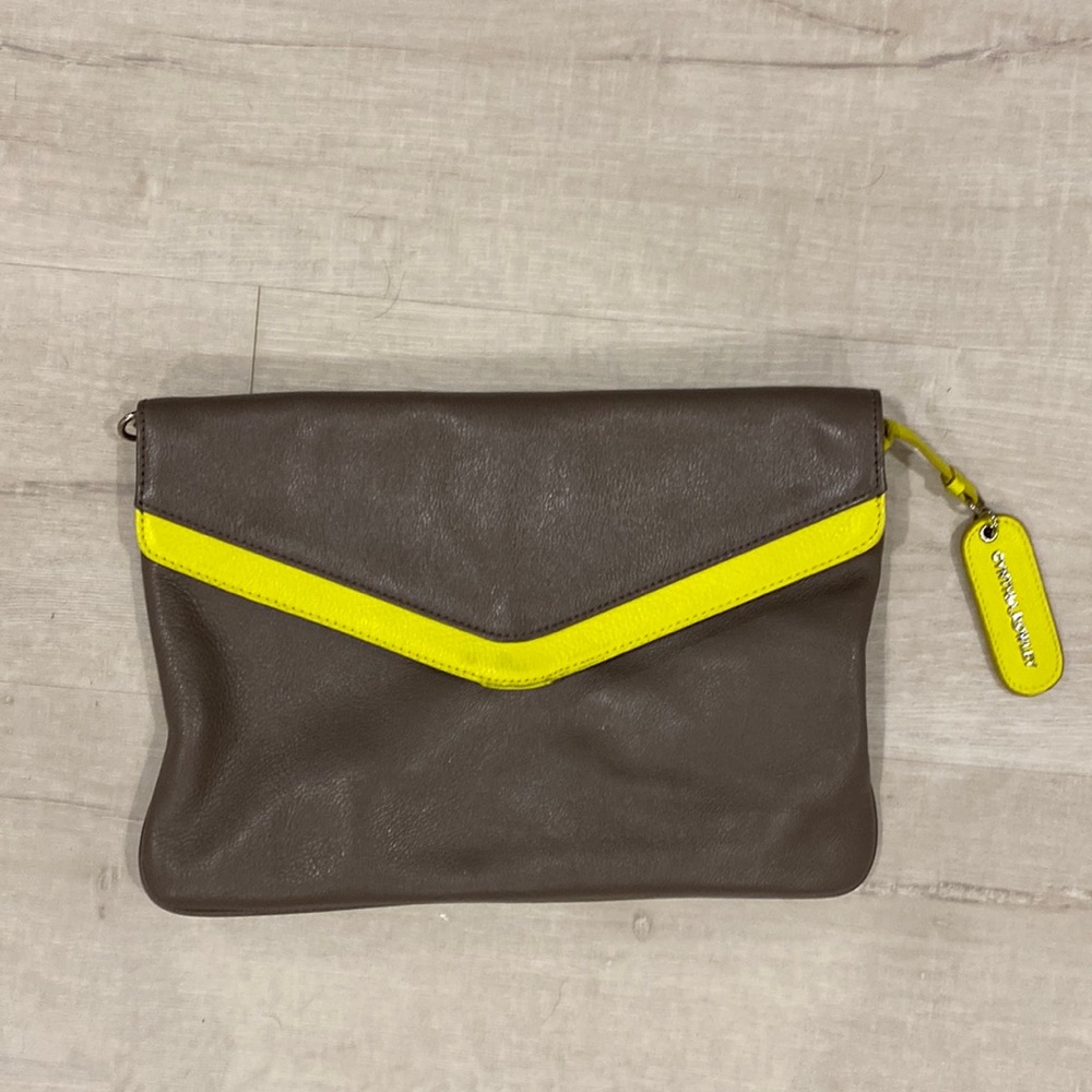 Cynthia Rowley clutch ⚡️